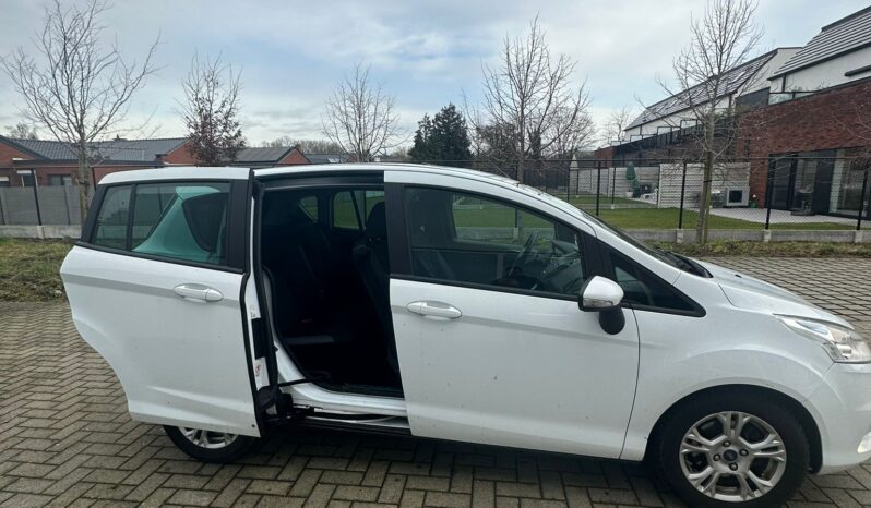 
								Ford B-Max 1.0 EcoBoost SYNC Edition full									